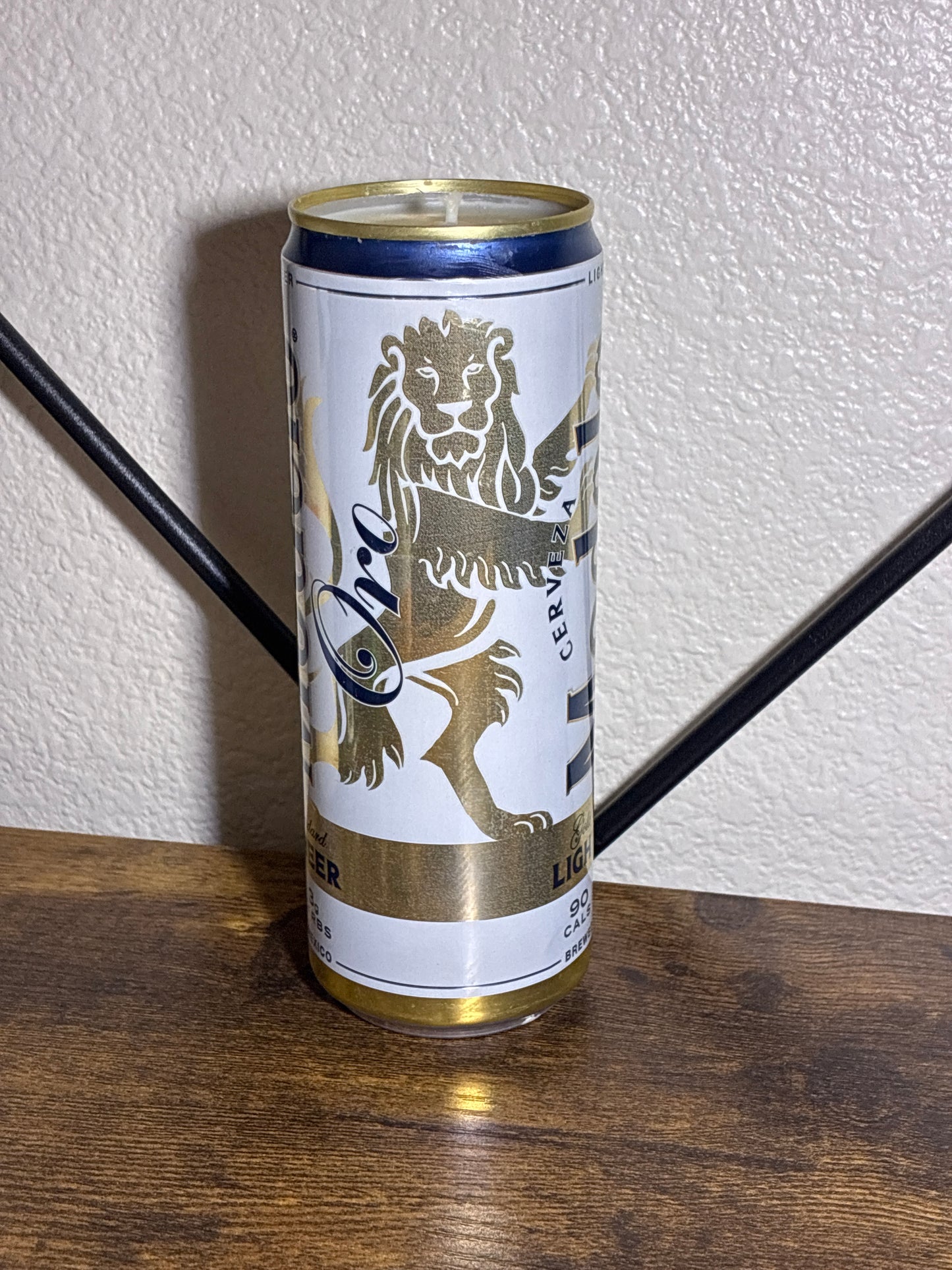 Model Orr Candle