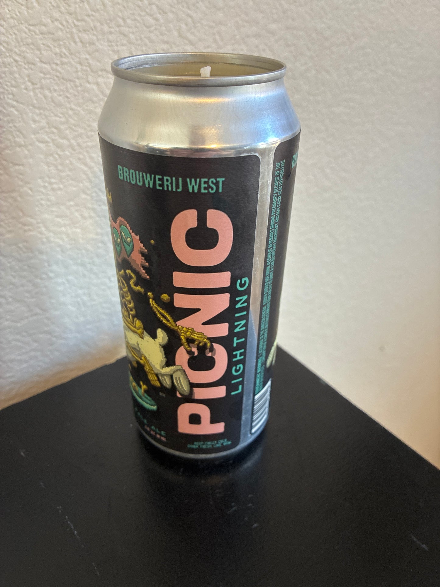 Picnic  Lightning Candle