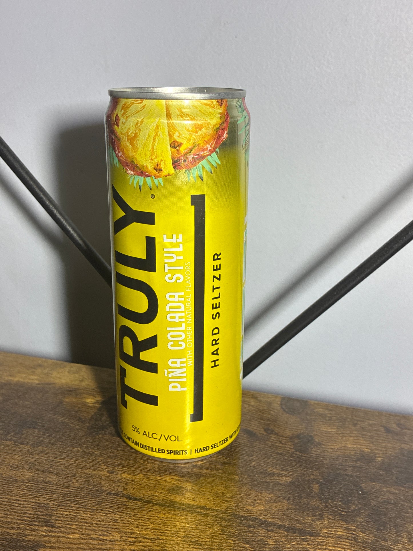 Truly Pina Colada’s Style Candle